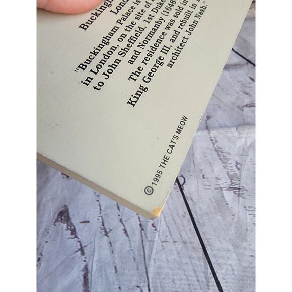 Cat's Meow Village Collectible Wooden Shelf Sitter Buckingham Palace London 1997 - Picture 7 of 7